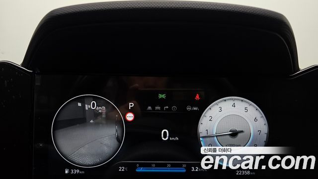 Hyundai AVANTE 2024 — photo 11