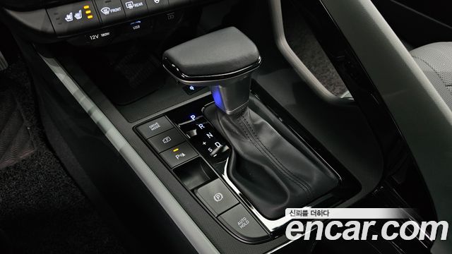 Hyundai AVANTE 2024 — photo 12
