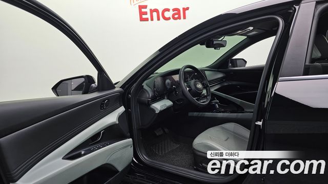Hyundai AVANTE 2024 — photo 13
