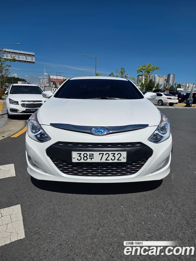 Hyundai Sonata 2012 — photo 1