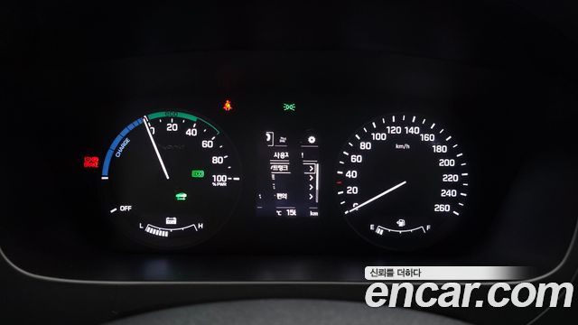 Hyundai Sonata 2016 — photo 11