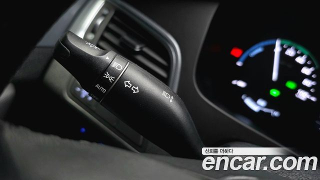 Hyundai Sonata 2016 — photo 22