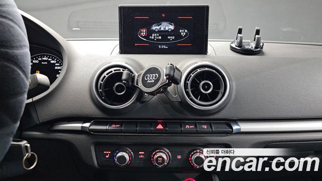 Audi A3 2014 — photo 14