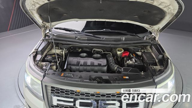 Ford Explorer 2016 — photo 6