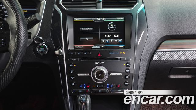 Ford Explorer 2016 — photo 14