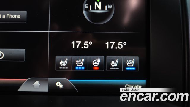 Ford Explorer 2016 — photo 19