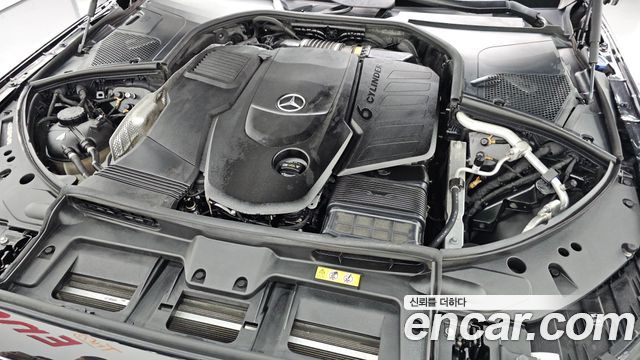 Mercedes-Benz S-Class 2023 — photo 6