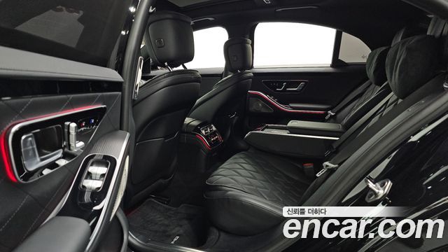 Mercedes-Benz S-Class 2023 — photo 18