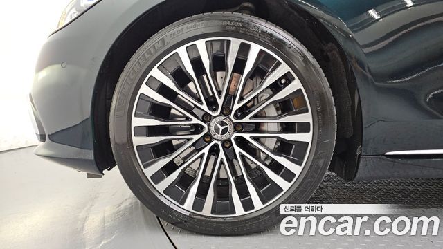 Mercedes-Benz S-Class 2021 — photo 5