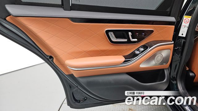 Mercedes-Benz S-Class 2021 — photo 15