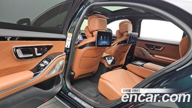 Mercedes-Benz S-Class 2021 — photo 16