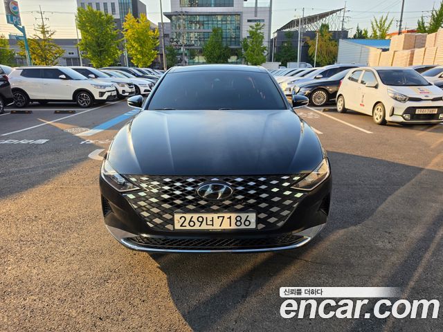 Hyundai Grandeur 2021 — photo 1