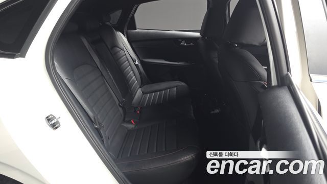 Kia K3 2019 — photo 17