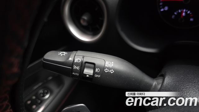 Kia K3 2019 — photo 25