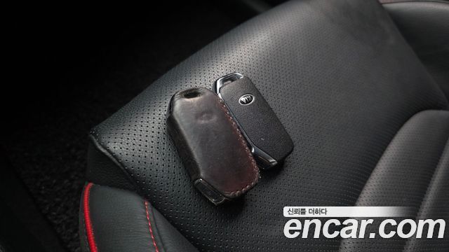 Kia K3 2019 — photo 29