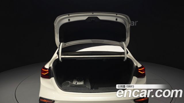 Kia K3 2019 — photo 30