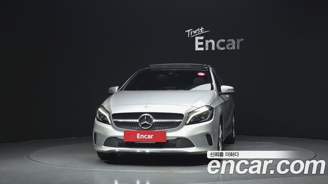 Mercedes-Benz A-Class 2016 — photo 3