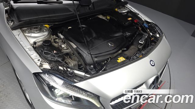Mercedes-Benz A-Class 2016 — photo 6