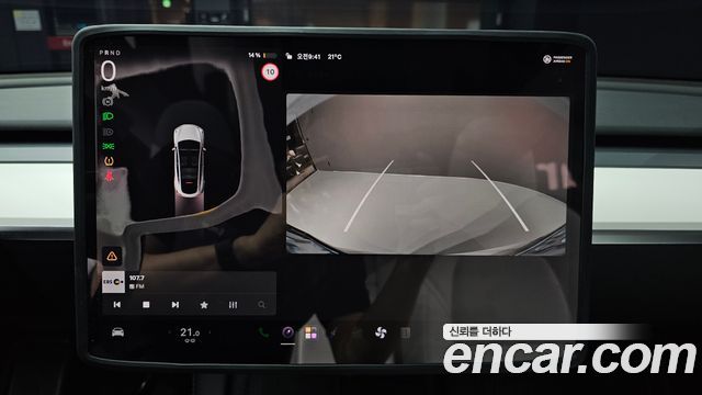 Tesla Model Y 2023 — photo 21