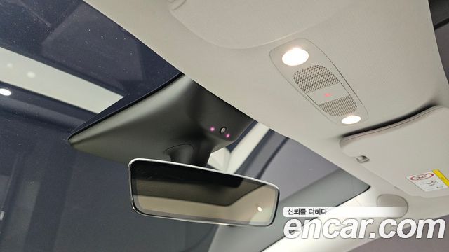 Tesla Model Y 2023 — photo 29