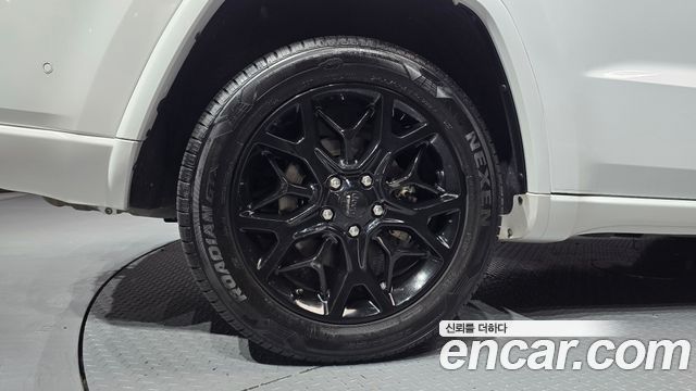 Jeep Cherokee 2019 — photo 5