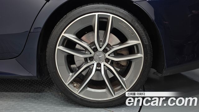 Mercedes-Benz CLS-Class 2020 — photo 7