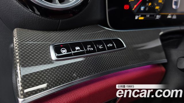 Mercedes-Benz CLS-Class 2020 — photo 29