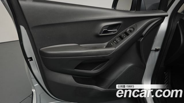 Chevrolet Korea Trax 2016 — photo 14