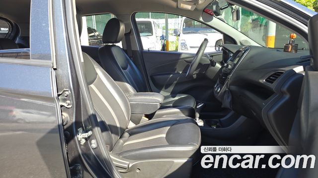 Chevrolet Korea Spark 2019 — photo 11