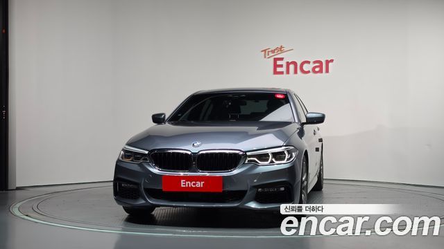 BMW 5-Series 2017 — photo 3