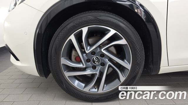 Infiniti Q30 2019 — photo 5