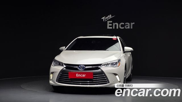 Toyota Camry 2016 — photo 3