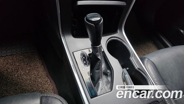Toyota Camry 2016 — photo 12