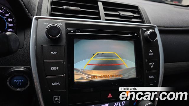 Toyota Camry 2016 — photo 21