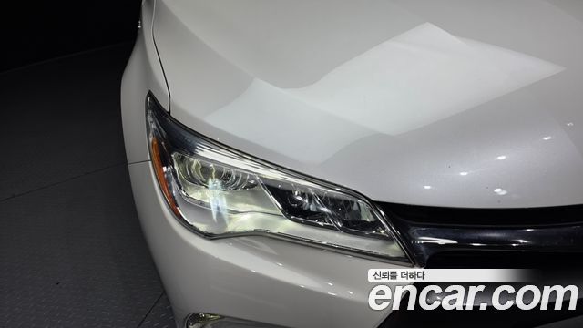 Toyota Camry 2016 — photo 8