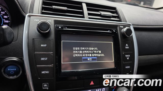 Toyota Camry 2016 — photo 27
