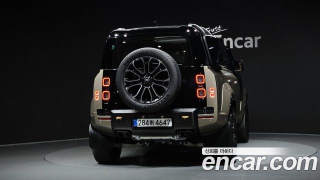 Land Rover Defender 2025 — photo 4