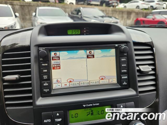 Kia Canival 2014 — photo 9
