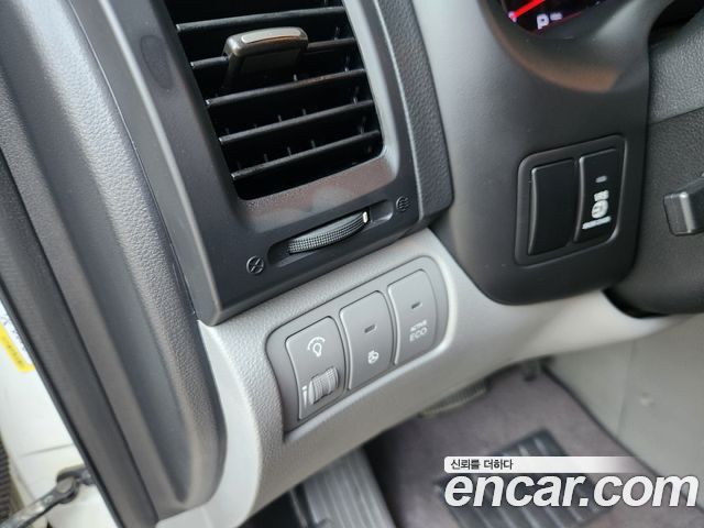 Kia Canival 2014 — photo 13