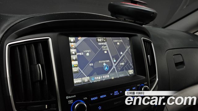 Hyundai Starex 2019 — photo 21