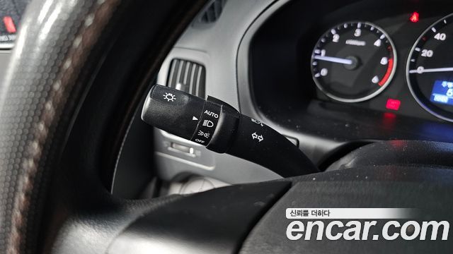Hyundai Starex 2019 — photo 25
