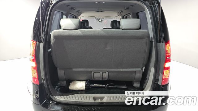 Hyundai Starex 2019 — photo 26