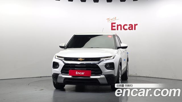 Chevrolet Korea Trailblazer 2021 — photo 3