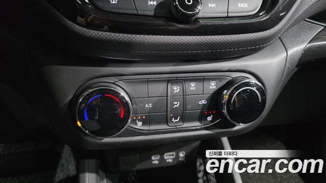 Chevrolet Korea Trailblazer 2021 — photo 31