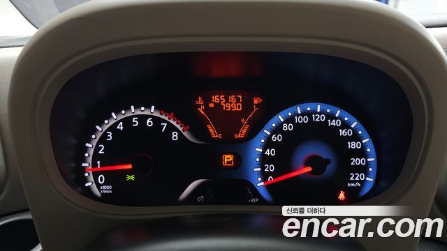 Nissan Cube 2011 — photo 8