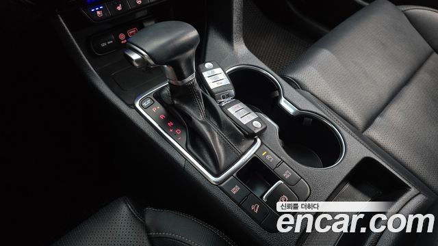 Kia Sportage 2016 — photo 9