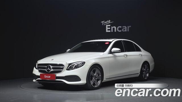 Mercedes-Benz E-Class 2019 — photo 1