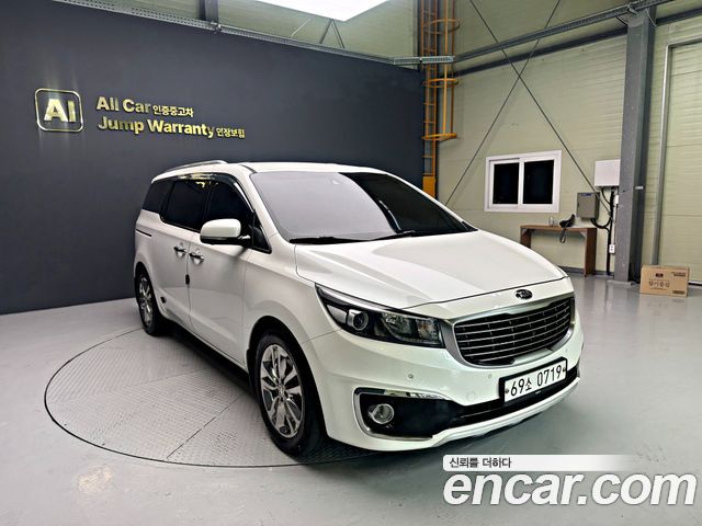 Kia Canival 2016 — photo 6