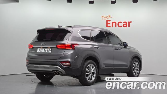 Hyundai Santafe 2019 — photo 2