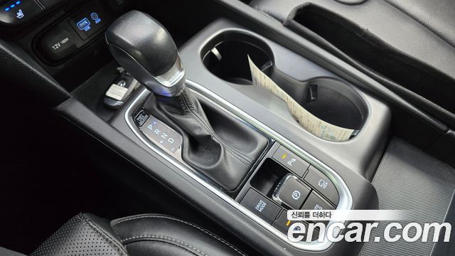 Hyundai Santafe 2019 — photo 12